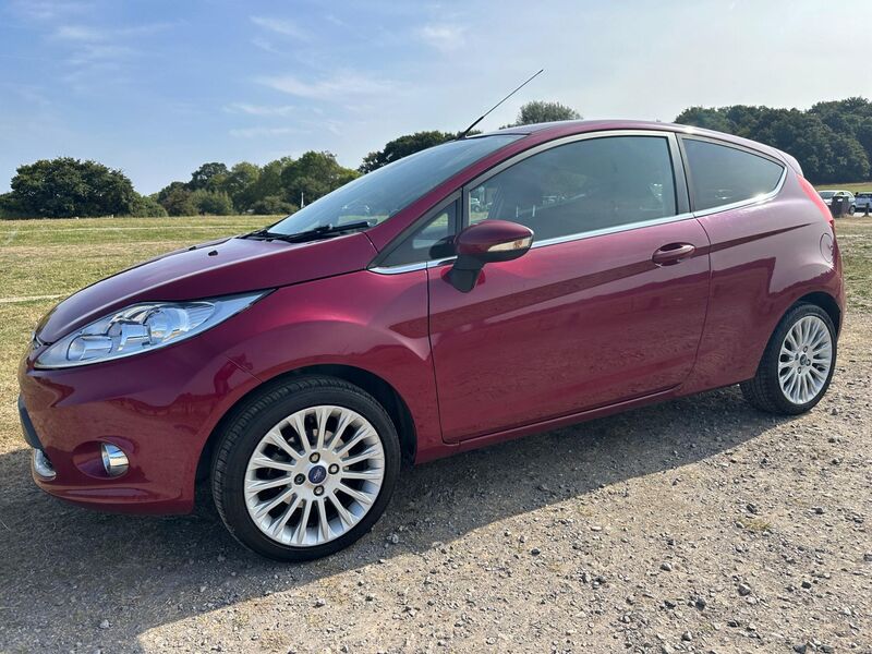 FORD FIESTA