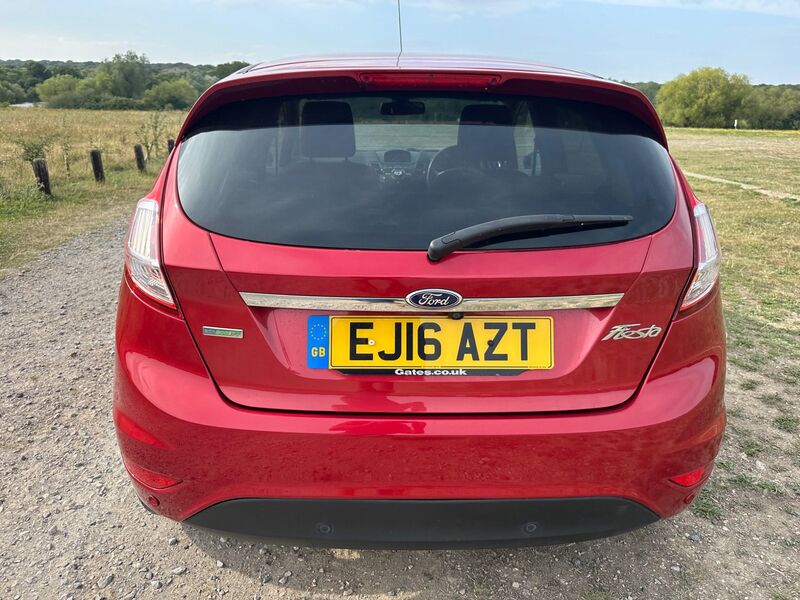 FORD FIESTA