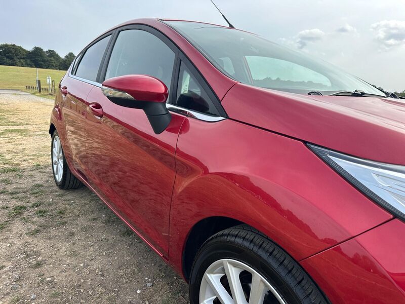 FORD FIESTA