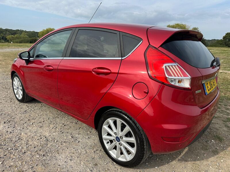 FORD FIESTA