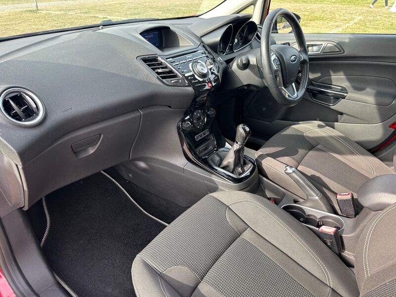 FORD FIESTA