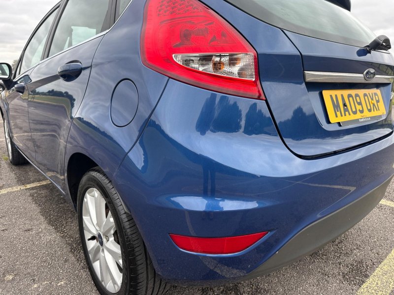 FORD FIESTA