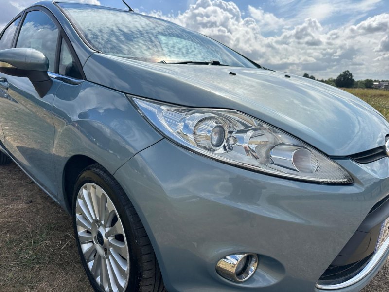 FORD FIESTA