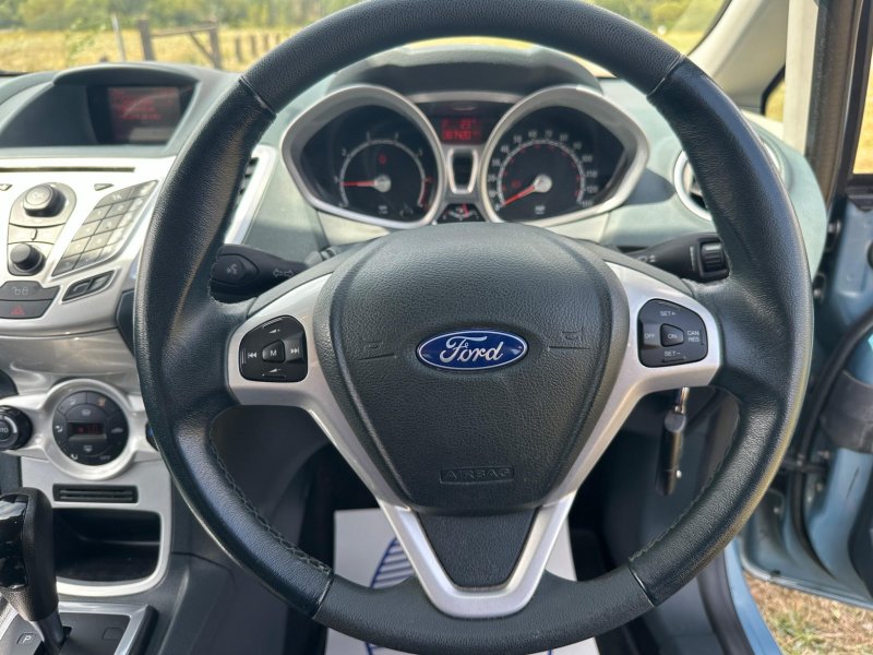 FORD FIESTA