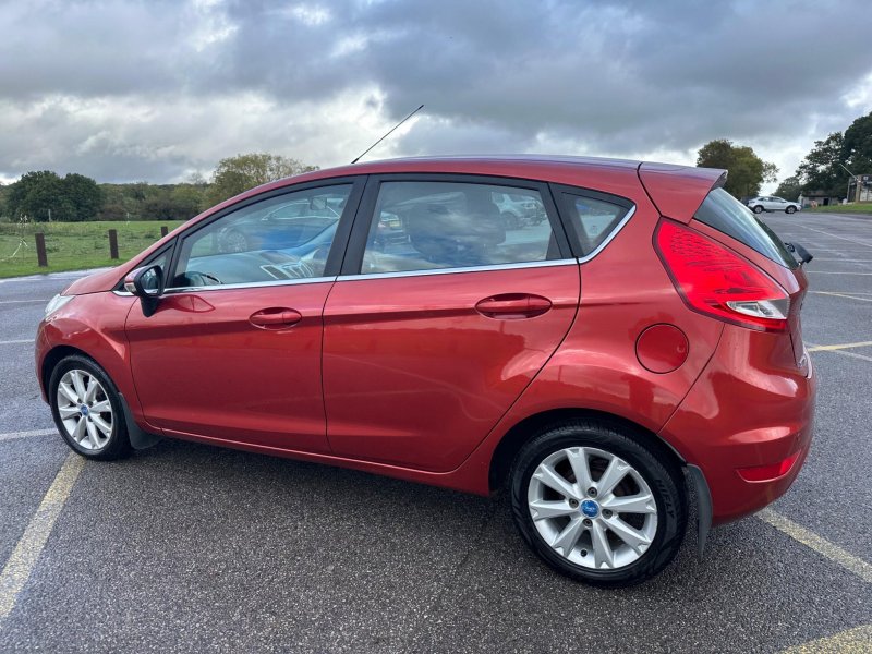 FORD FIESTA