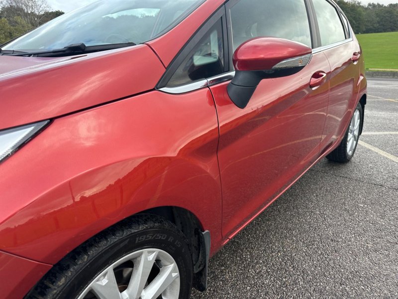 FORD FIESTA
