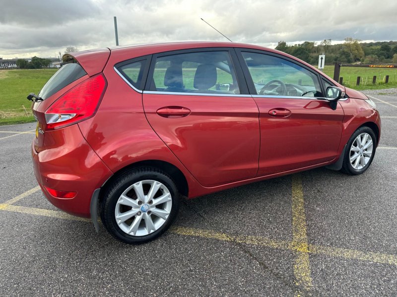 FORD FIESTA