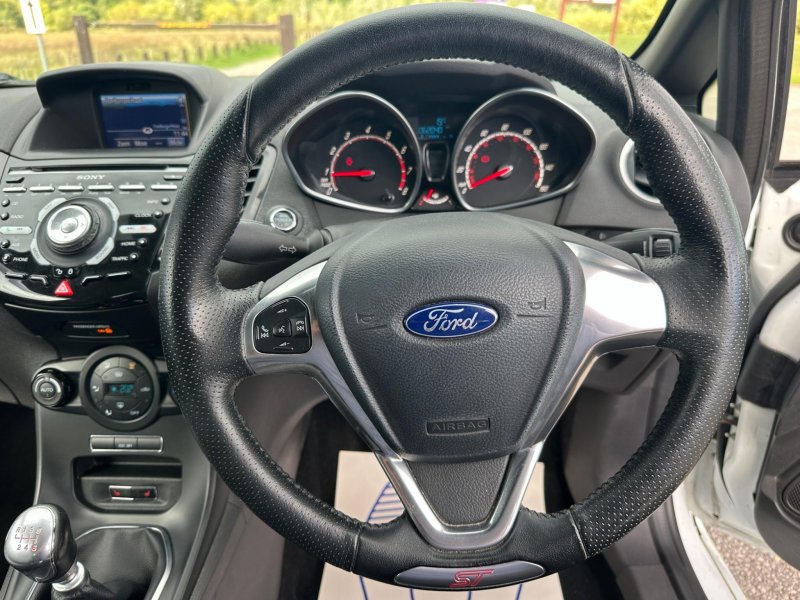 FORD FIESTA
