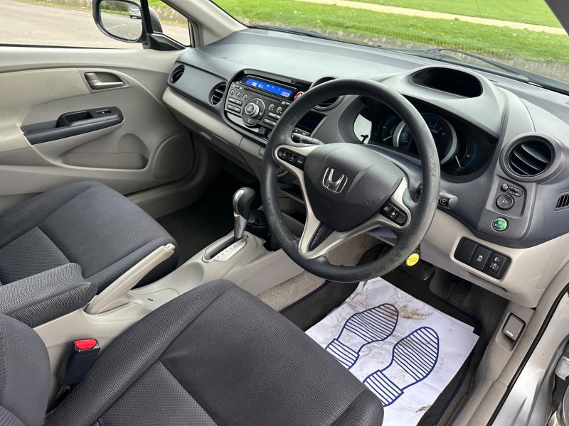 HONDA INSIGHT