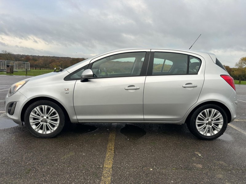 VAUXHALL CORSA