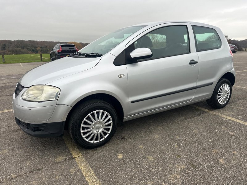 VOLKSWAGEN FOX