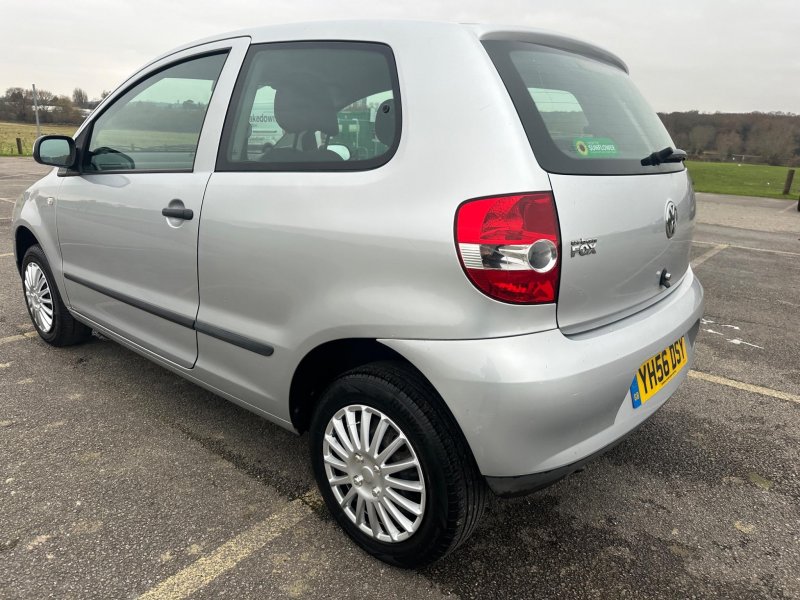 VOLKSWAGEN FOX
