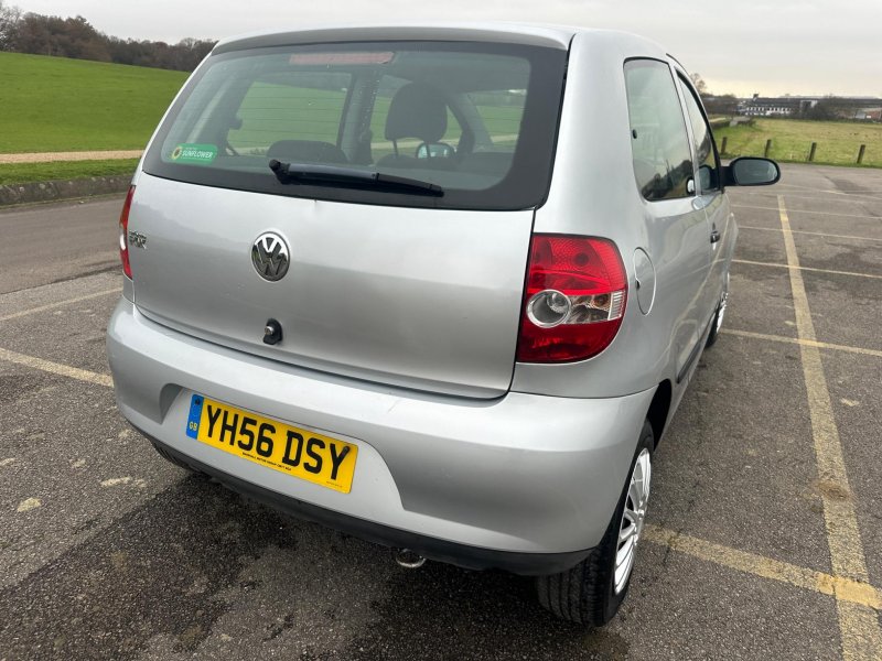 VOLKSWAGEN FOX