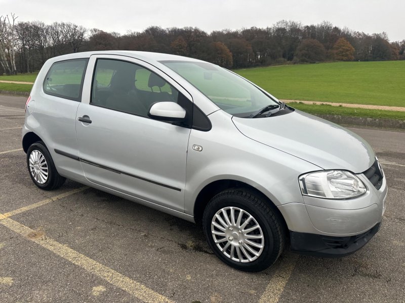 VOLKSWAGEN FOX