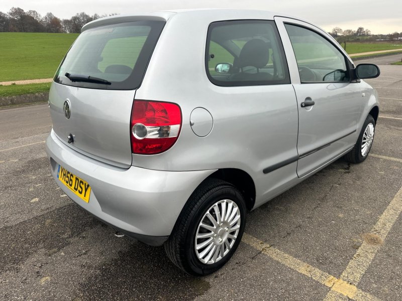 VOLKSWAGEN FOX