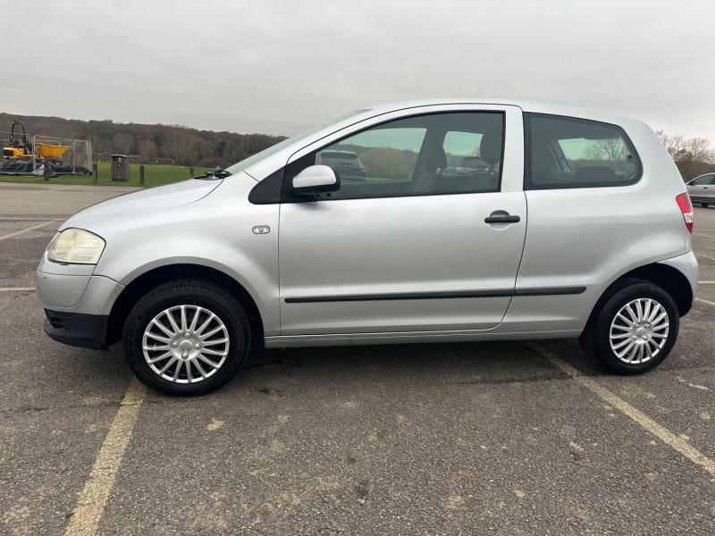 VOLKSWAGEN FOX
