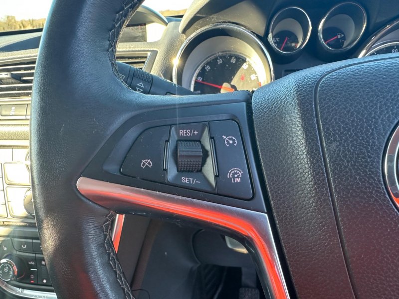 VAUXHALL MOKKA