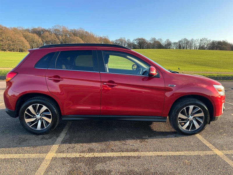 MITSUBISHI ASX