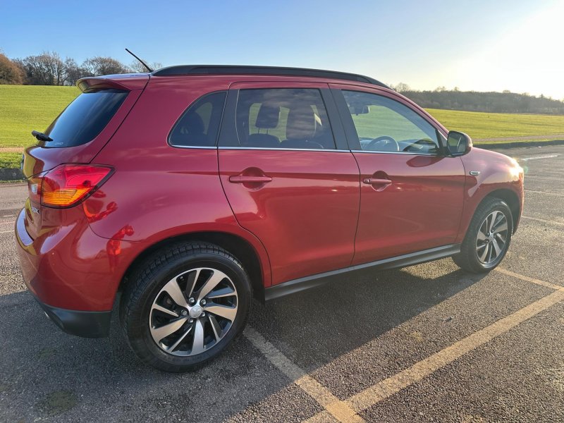 MITSUBISHI ASX