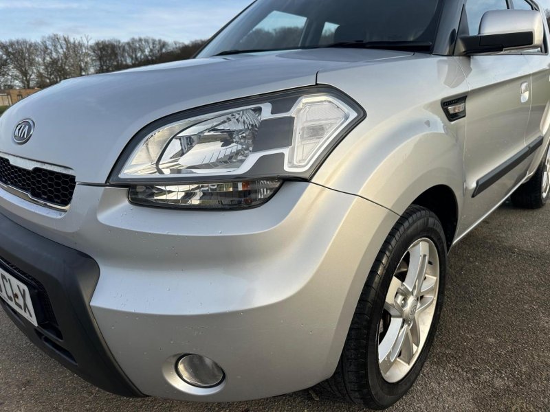 KIA SOUL
