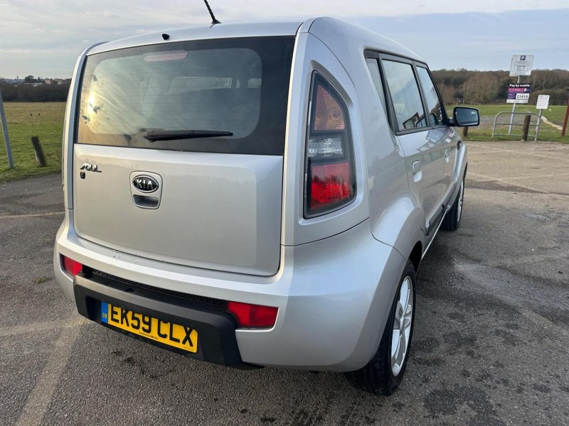 KIA SOUL