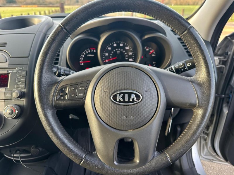 KIA SOUL