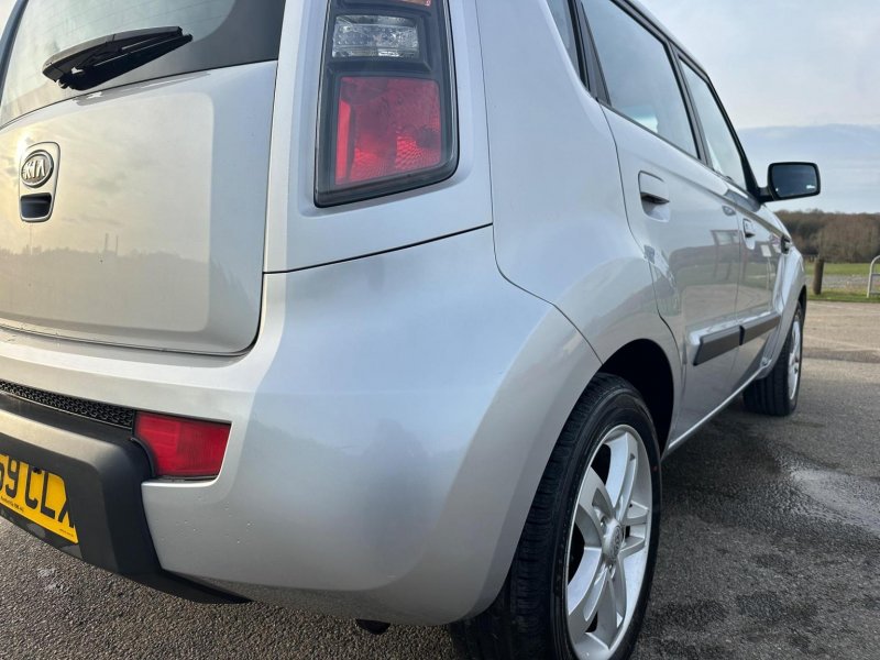 KIA SOUL