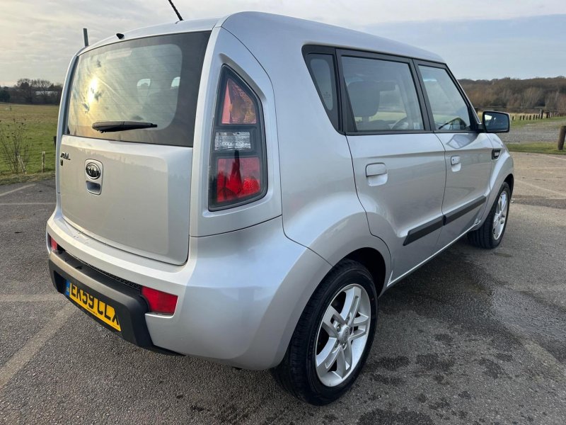 KIA SOUL