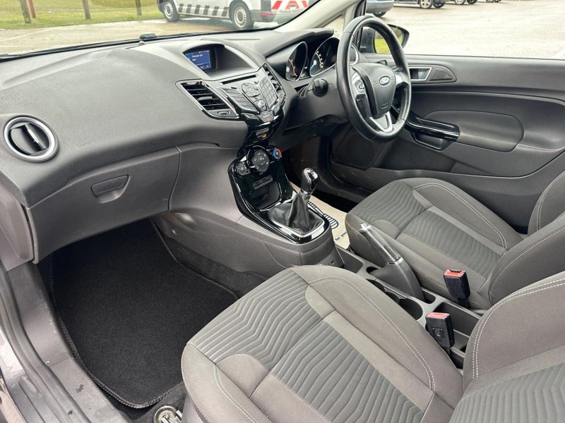 FORD FIESTA
