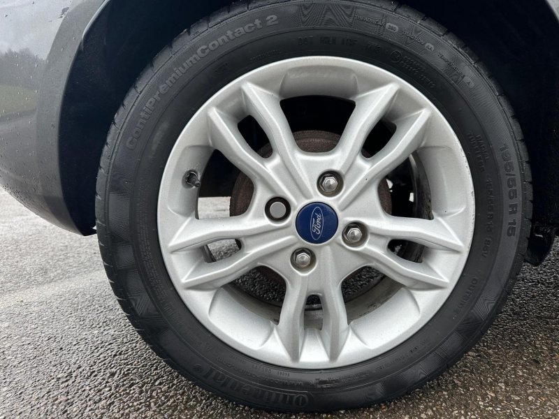 FORD FIESTA