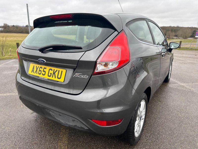 FORD FIESTA