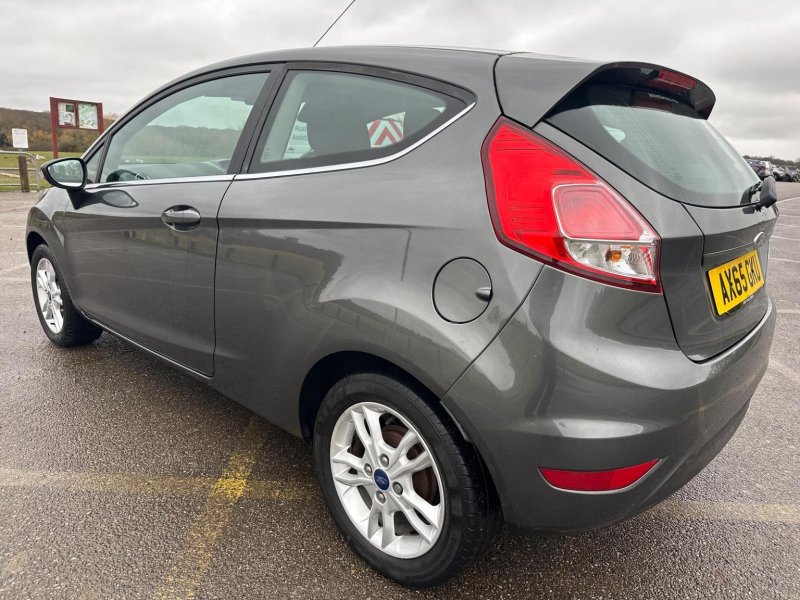 FORD FIESTA
