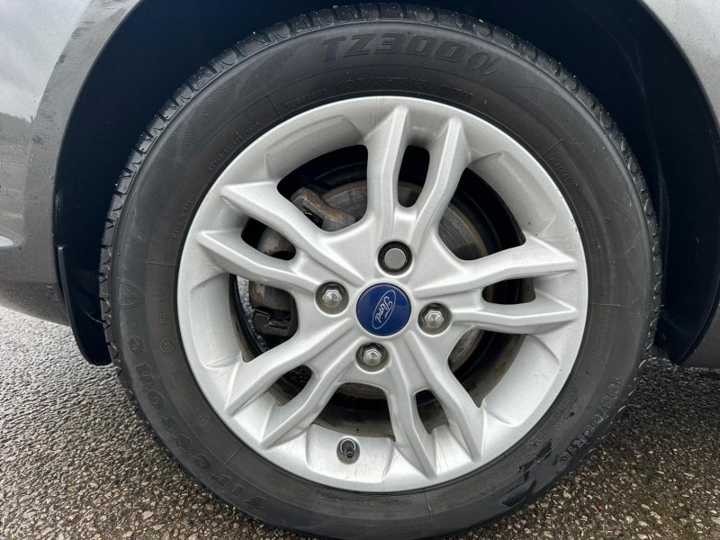 FORD FIESTA