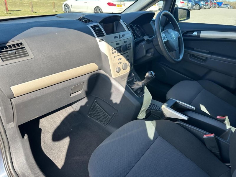 VAUXHALL ZAFIRA