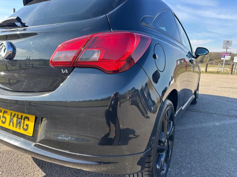 VAUXHALL CORSA