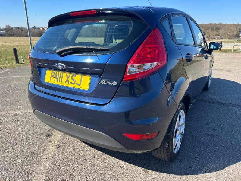 FORD FIESTA