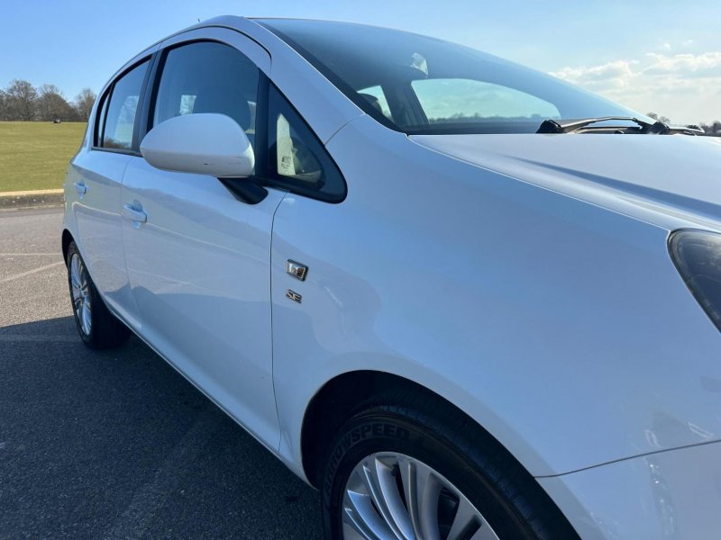 VAUXHALL CORSA