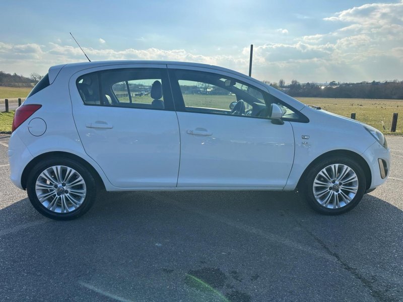 VAUXHALL CORSA