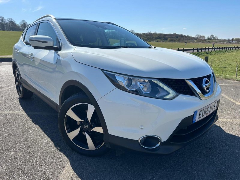View NISSAN QASHQAI 1.5 dCi n-tec+ 2WD Euro 5 (s/s) 5dr