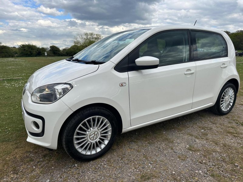 VOLKSWAGEN UP