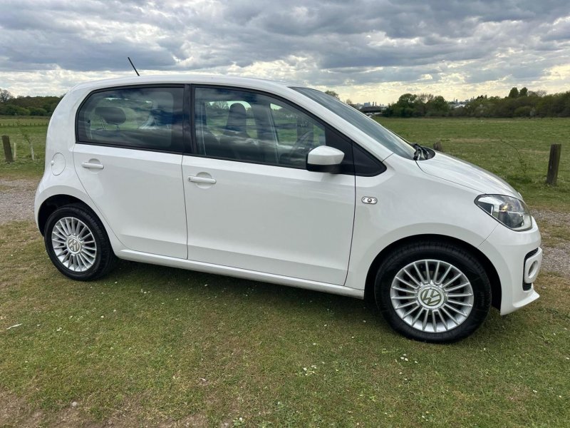 VOLKSWAGEN UP