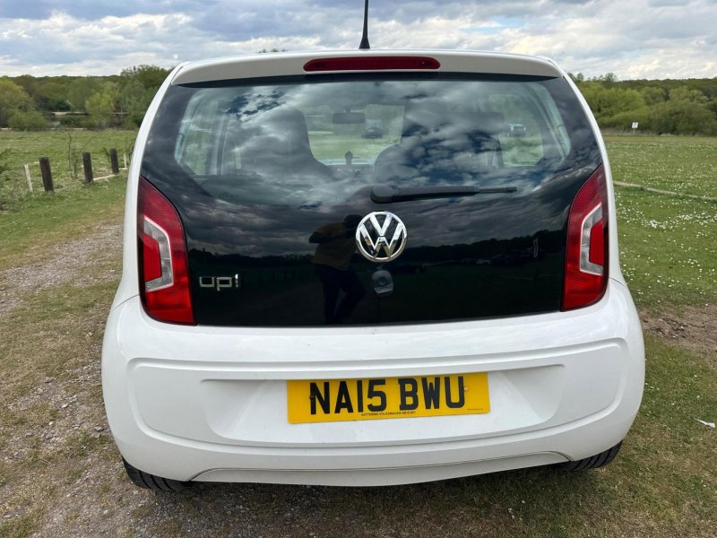 VOLKSWAGEN UP