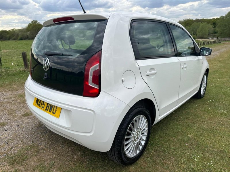 VOLKSWAGEN UP