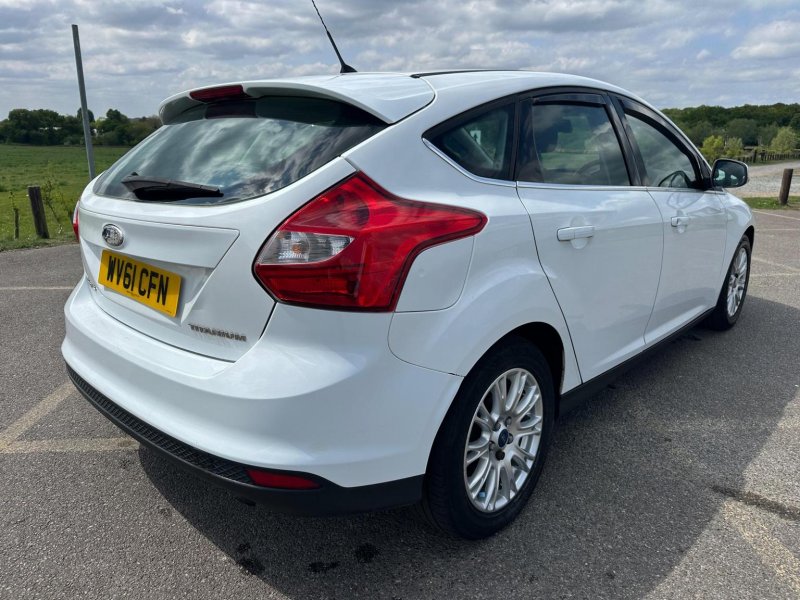 FORD FOCUS