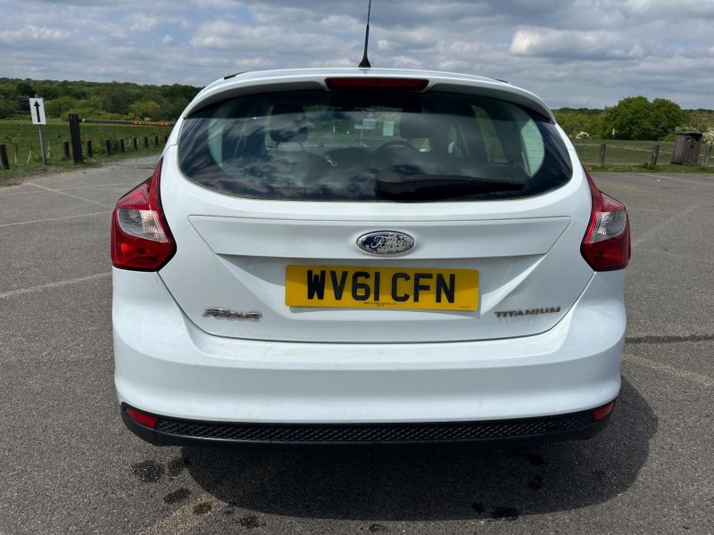 FORD FOCUS