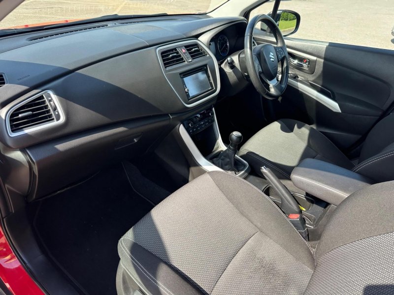 SUZUKI SX4 S-CROSS