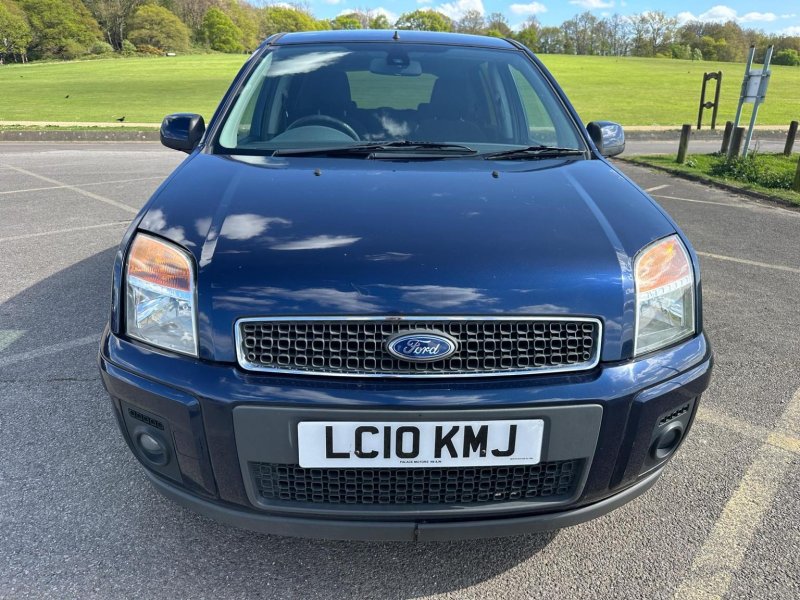 FORD FUSION