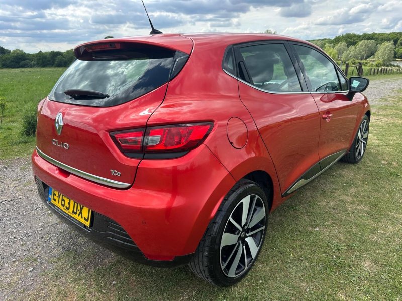 RENAULT CLIO
