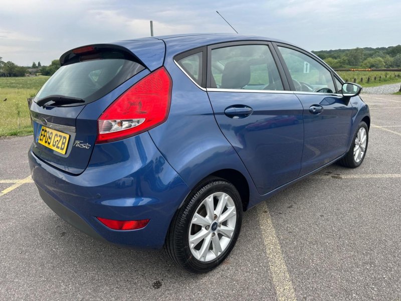 FORD FIESTA