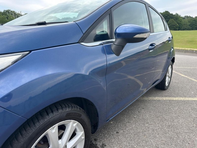 FORD FIESTA
